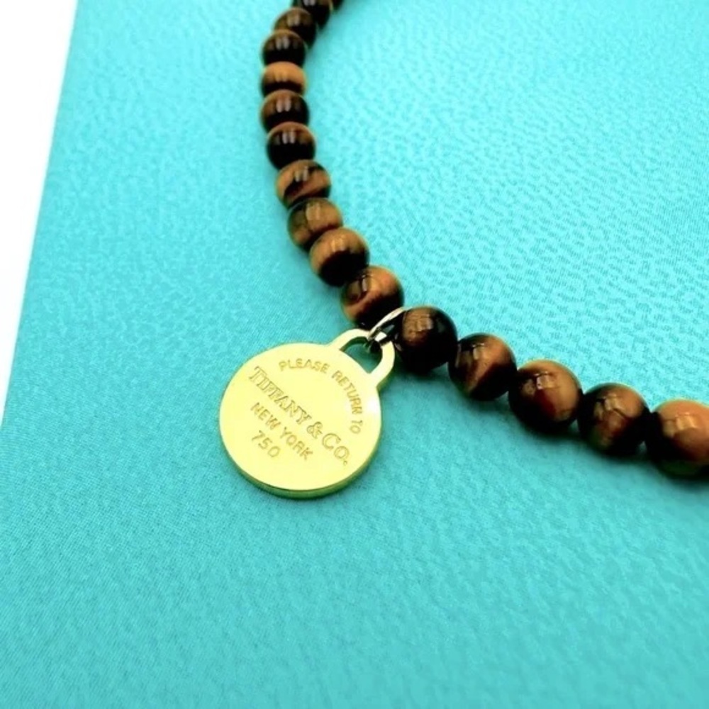 TIFFANY & CO. • Return to Tiffany™ 18K Yellow Gold Tag Tigers Eye Bead Bracelet - Picture 14 of 16